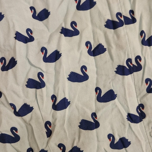 NWT Lindy Bop UK Swan Dress - Picture 4 of 7